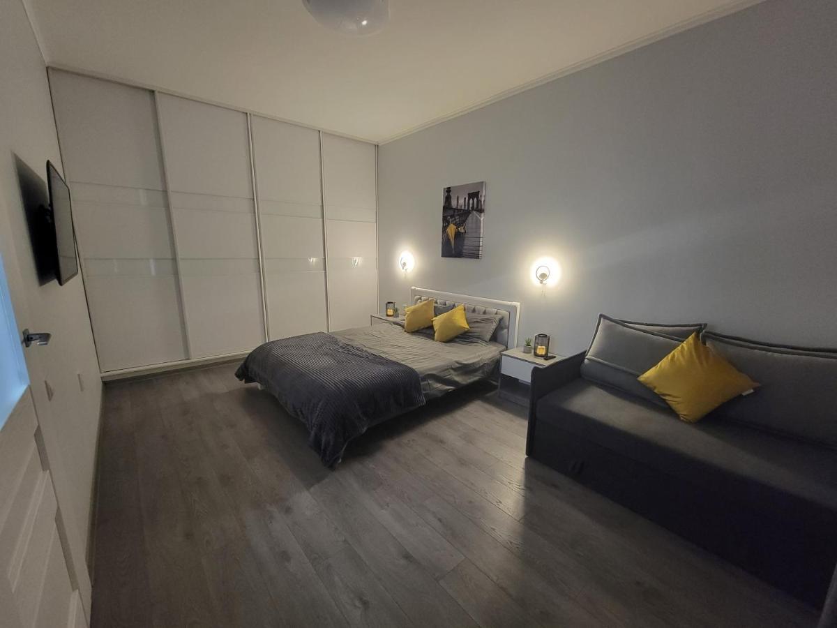 Warm & Cozy Apartment In The Heart Of Historical Lviv Eksteriør bilde