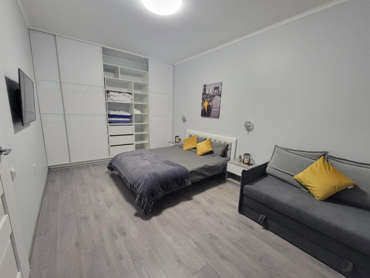 Warm & Cozy Apartment In The Heart Of Historical Lviv Eksteriør bilde